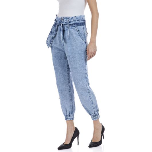 Снимка на REPLAY WOMEN'S DENIM CROPPED TROUSERS WITH RIBBON BELT