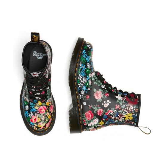 Снимка на DR. MARTENS WOMEN'S 1460 PASCAL BACKHAND LEATHER ANKLE BOOTS