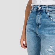 Снимка на REPLAY WOMEN'S BOY FIT MARTY BROKEN EDGE JEANS