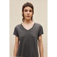 Снимка на DIRTY LAUNDRY WOMEN'S V NECKT-SHIRT