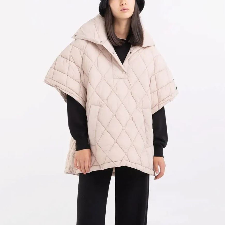 Снимка на REPLAY WOMEN'S OVERSIZED CLOAK IN QUILTED NYLON