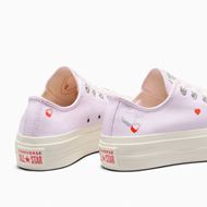 Снимка на CONVERSE WOMEN'S CHUCK TAYLOR ALL STAR LIFT PLATFORM Y2K HEART LOW TOP