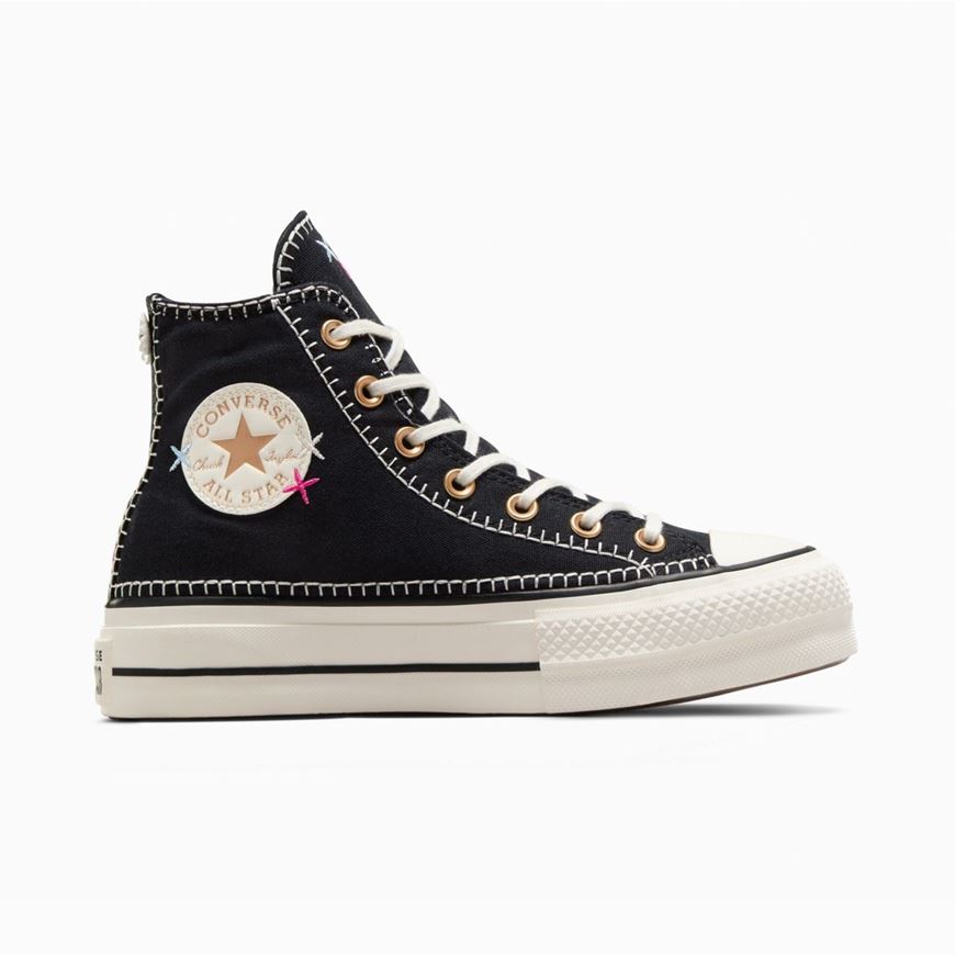 Снимка на CONVERSE WOMEN'S CHUCK TAYLOR ALL STAR LIFT  CRAFTED STITCHING PLATFORM