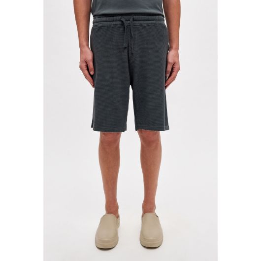 Снимка на DIRTY LAUNDRY MEN'S CONTRAST SWEATBERMUDA