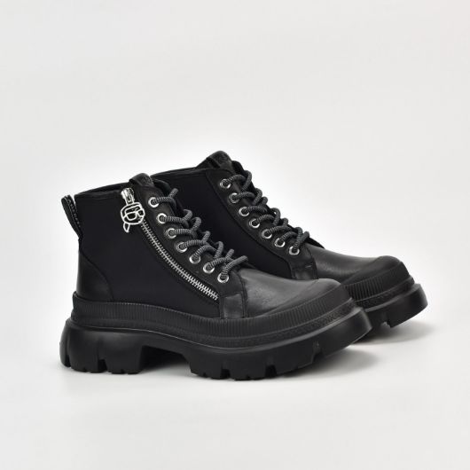 Снимка на KARL LAGERFELD WOMEN'S TREKKA MAX NFT ZIP MID BOOT