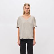 Снимка на DIRTY LAUNDRY WOMEN'S OVERSIZED T-SHIRT WITH V NECKLINE