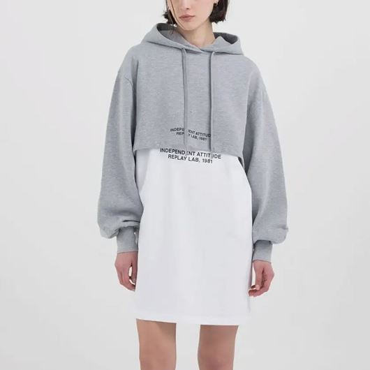 Снимка на REPLAY WOMEN'S OVERSIZED CROPPED SWEATSHIRT