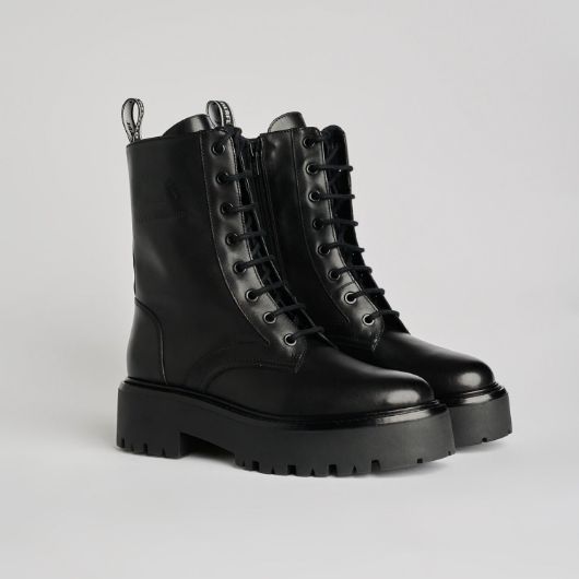 Снимка на KARL LAGERFELD WOMEN'S BURLY BIKER HI LACE BOOT