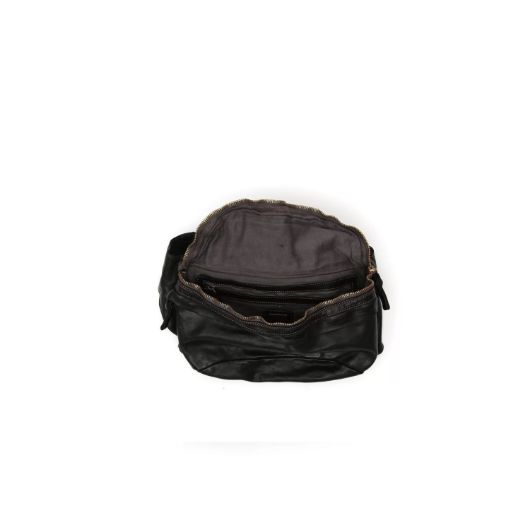 Снимка на CAMPOMAGGI BELT BAG SANTARCANGELO IN BLACK LEATHER