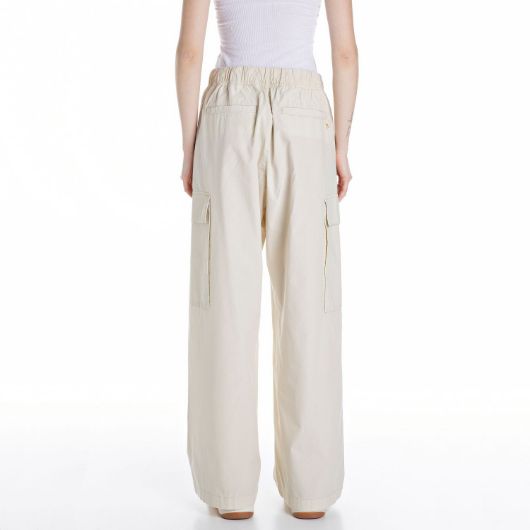 Снимка на REPLAY WOMEN'S WIDE-LEG CARGO TROUSERS IN PEACH COTTON TWILL