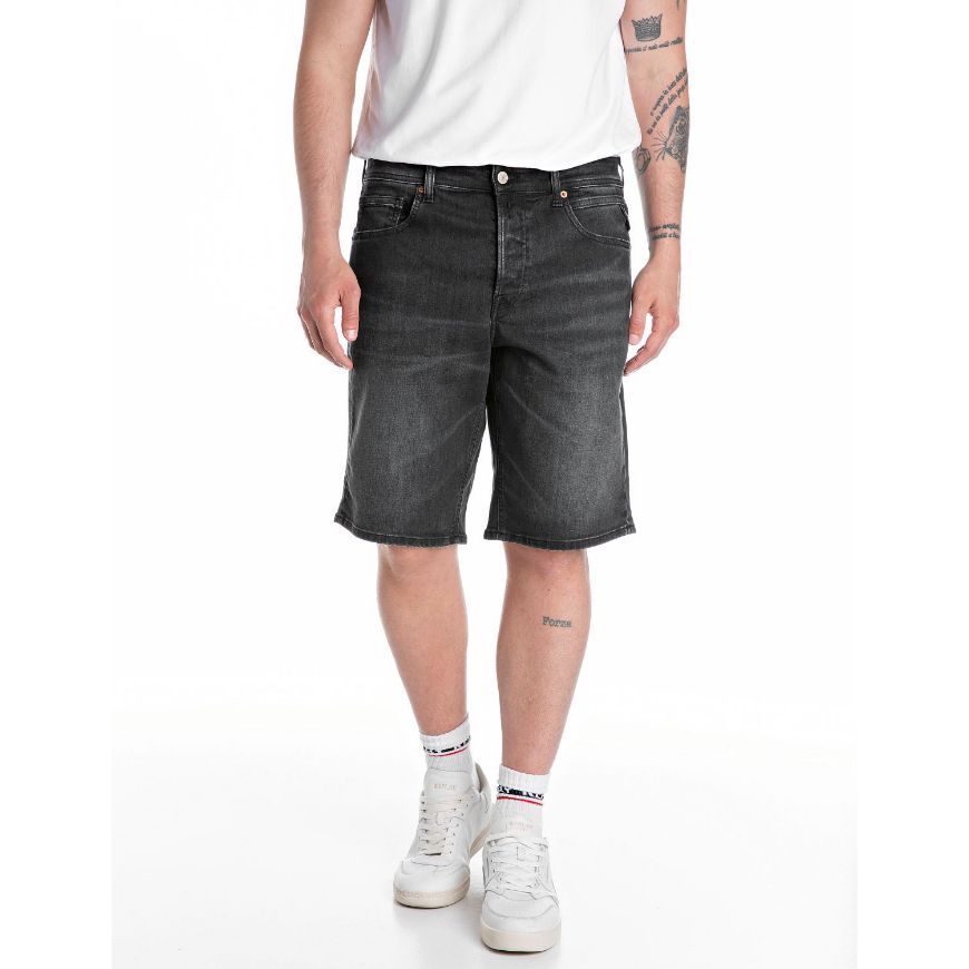 Снимка на REPLAY MEN'S GROVER STRAIGHT-FIT SHORTS IN 10.5 OZ STRETCH DENIM