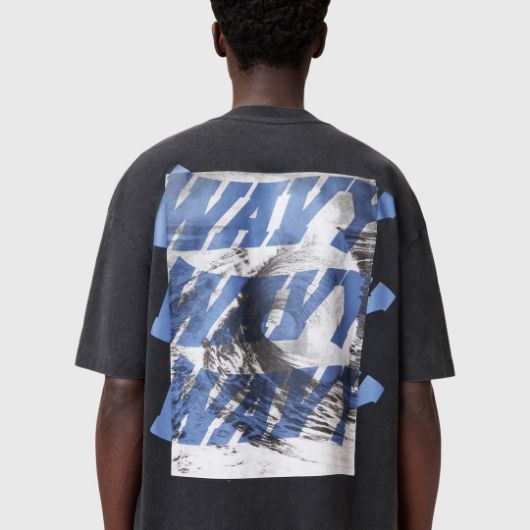 Picture of ALLSAINTS MEN'S WAVY SHORT SLEEVE CREW IN WASHED BLACK 3