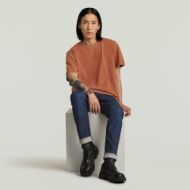 Picture of G-STAR MEN'S OVERDYED CENTER CHEST LOOSE T-SHIRT IN RED 5