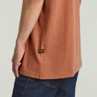 Picture of G-STAR MEN'S OVERDYED CENTER CHEST LOOSE T-SHIRT IN RED 4
