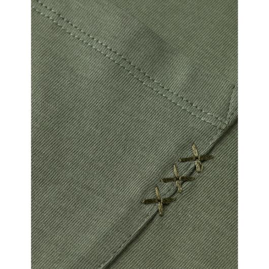 Picture of SCOTCH&SODA MEN'S SEASONAL CORE - LOOSE FIT 3 CROSSES POCKET T-SHIRT IN DARK GREEN 3