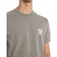 Picture of REPLAY MEN'S GARMENT DYED OPEN END DRY HAND JERSEY T-SHIRT IN SILVER 4