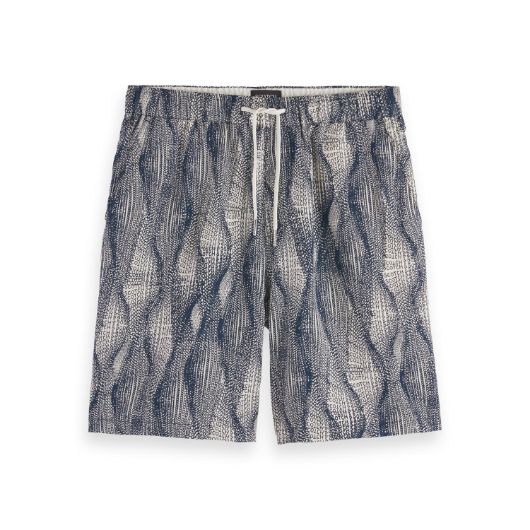 Показвай детайлите за SCOTCH&SODA MEN'S FAVE2 - PRINTED TENCEL REGULAR FIT BERMUDA SHORT IN BROWN MULTICOLOUR Снимка на SCOTCH&SODA MEN'S FAVE2 - PRINTED TENCEL REGULAR FIT BERMUDA SHORT IN BROWN MULTICOLOUR