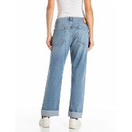 Picture of REPLAY WOMEN'S AUBRY BOY-FIT JEANS 12 OZ COTTON LYOCELL DENIM IN LIGHT BLUE 3