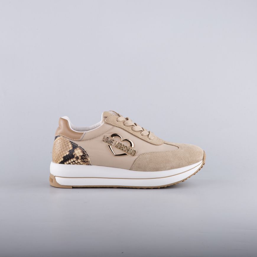 Picture of LOVE MOSCHINO WOMEN'S DAILY RUNNING SNEAKERS IN BEIGE LEATHER