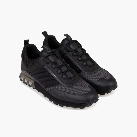 Показвай детайлите за CRUYFF МЪЖКИ СПОРТНИ ОБУВКИ FEARIA EQUALIZER В ЧЕРНО 3 - FanPoint Снимка на CRUYFF МЪЖКИ СПОРТНИ ОБУВКИ FEARIA EQUALIZER В ЧЕРНО 3