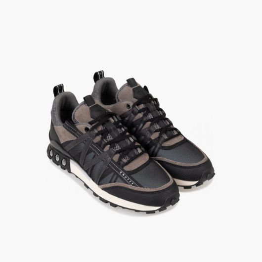 Показвай детайлите за CRUYFF МЪЖКИ СПОРТНИ ОБУВКИ FEARIA HEX-TECH В ЗЕЛЕНО/FALCON 3 - FanPoint Снимка на CRUYFF МЪЖКИ СПОРТНИ ОБУВКИ FEARIA HEX-TECH В ЗЕЛЕНО/FALCON 3