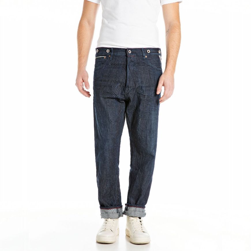 Picture of REPLAY MEN'S LUIYS TAPERED-FIT JEANS 13 OZ SELVEDGE INDIGO COTTON DENIM IN DARK BLUE
