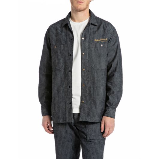 Show details for REPLAY MEN'S HERRINGBONE DENIM SHIRT WITH LETTERING ON THE BACK IN DARK BLUE 1 - FanPoint Picture of REPLAY MEN'S HERRINGBONE DENIM SHIRT WITH LETTERING ON THE BACK IN DARK BLUE 1