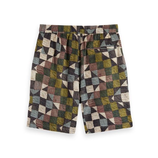 Показвай детайлите за SCOTCH&SODA MEN'S FAVE2 - PRINTED TENCEL REGULAR FIT BERMUDA SHORT IN NAVY MULTICOLOUR Снимка на SCOTCH&SODA MEN'S FAVE2 - PRINTED TENCEL REGULAR FIT BERMUDA SHORT IN NAVY MULTICOLOUR