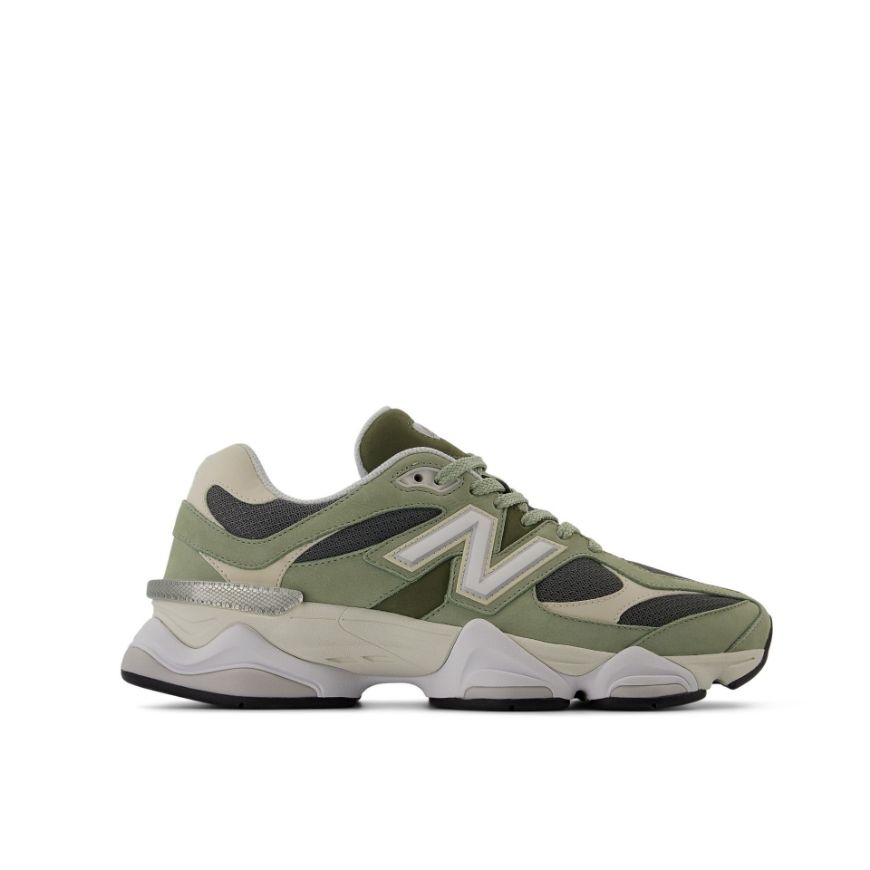 Снимка на NEW BALANCE МЪЖКИ СПОРТНИ ОБУВКИ 9060 В ЗМИЙСКО ЗЕЛЕНО