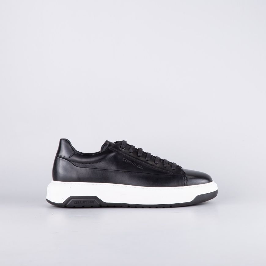 Picture of CERRUTI 1881 MEN'S LEATHER SNEAKERS IN BLACK CSSU01662L