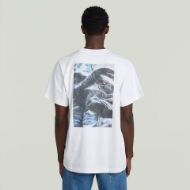 Picture of G-STAR MEN'S BACK PHOTO PRINT LOOSE T-SHIRT IN WHITE KNEE PATCH 1