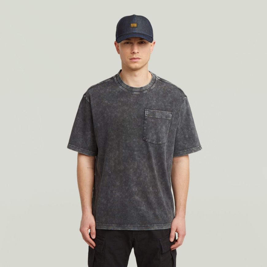 Picture of G-STAR MEN'S WASHED POCKET T-SHIRT IN BLACK