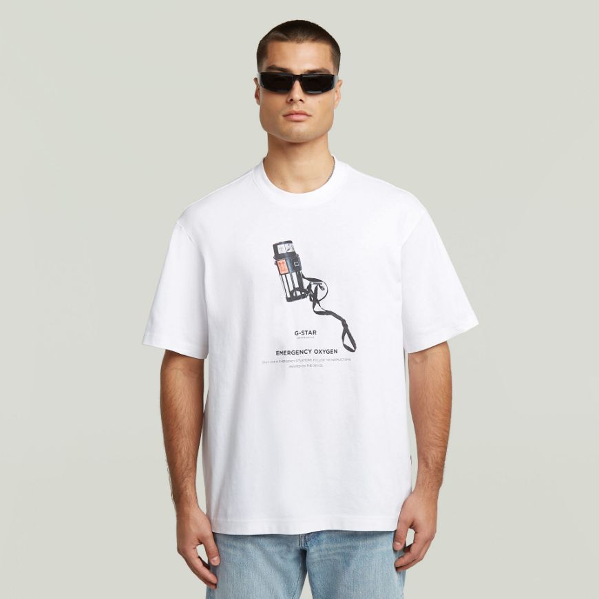 Picture of G-STAR MEN'S ARCHIVE PRINT BOXY T-SHIRT IN WHITE EMERGENCY OXYGEN