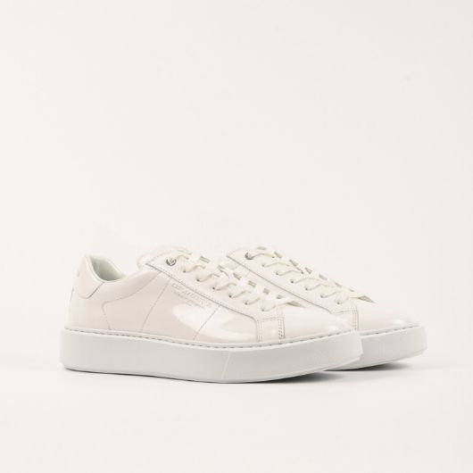 Show details for KARL LAGERFELD MEN'S MAXI KUP RSG LOGO SHINE IN WHITE 2 - FanPoint Picture of KARL LAGERFELD MEN'S MAXI KUP RSG LOGO SHINE IN WHITE 2