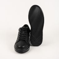 Picture of KARL LAGERFELD MEN'S KAPRI KARL NFT KOUNTER RLF IN BLACK 5