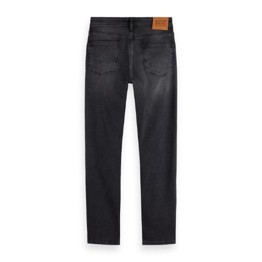 Показвай детайлите за SCOTCH&SODA MEN'S CORE RALSTON SLIM JEANS - BLACK NIGHT 2 - FanPoint Снимка на SCOTCH&SODA MEN'S CORE RALSTON SLIM JEANS - BLACK NIGHT 2