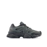 Снимка на NEW BALANCE МЪЖКИ СПОРТНИ ОБУВКИ 9060 X В ЧЕРEН ЦИМЕНТ 1