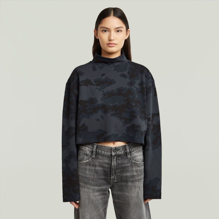Picture of G-STAR WOMEN'S OVERSIZED CROPPED TURTLE SWEATER IN INDIA INK FOREST CAMO