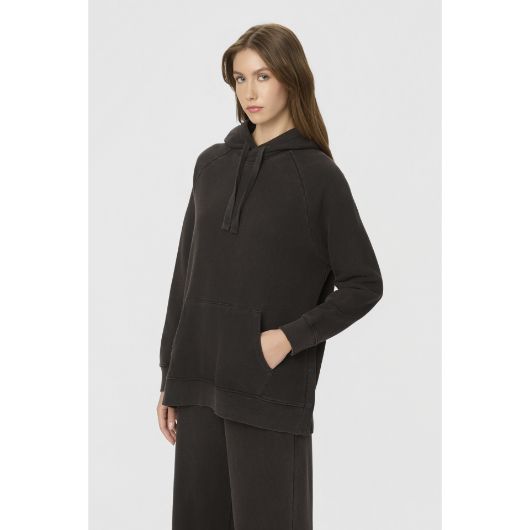 Показвай детайлите за DIRTY LAUNDRY ДАМСКИ СУИТШЪРТ OVERSIZED RAGLAN HOODIE В ЧЕРНО 2 - FanPoint 2 - FanPoint Снимка на DIRTY LAUNDRY ДАМСКИ СУИТШЪРТ OVERSIZED RAGLAN HOODIE В ЧЕРНО 2 2