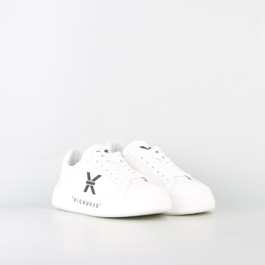 Show details for JOHN RICHMOND MEN'S JR ONE LEATHER SNEAKERS WITH LOGO PRINT IN WHITE 2 - FanPoint Picture of JOHN RICHMOND MEN'S JR ONE LEATHER SNEAKERS WITH LOGO PRINT IN WHITE 2