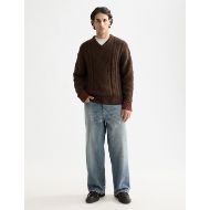Снимка на SCOTCH&SODA MEN'S V-NECK CHUNKY CABLE LOOSE FIT PULLOVER IN DARK BROWN 7