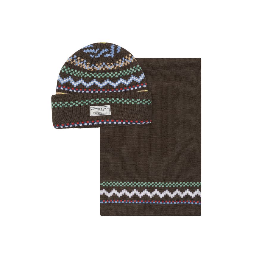 Снимка на SCOTCH&SODA UNISEX HOLIDAY CUFF BEANIE & SCARF IN MULTICOLOUR