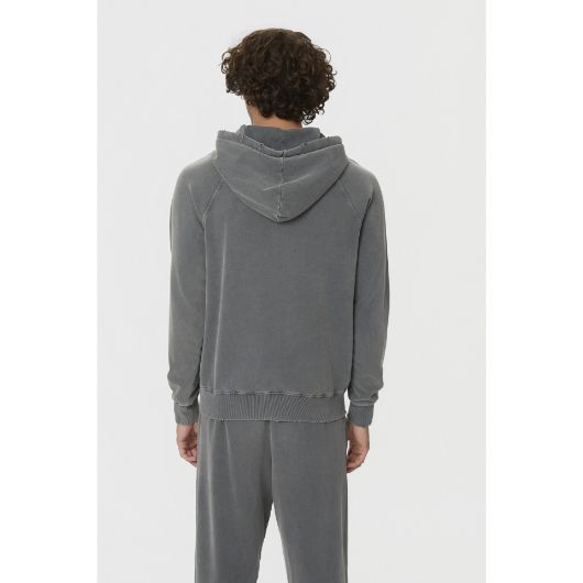 Показвай детайлите за DIRTY LAUNDRY МЪЖКИ СУИТШЪРТ THE RAGLAN FULLZIP В СИВО 3 - FanPoint Снимка на DIRTY LAUNDRY МЪЖКИ СУИТШЪРТ THE RAGLAN FULLZIP В СИВО 3