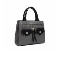 Снимка на REPLAY ДАМСКА ЧАНТА BAG WITH ZIPPERS AND FLAPS В ГРАНИТЕНО СИВО И ЧЕРНО 2