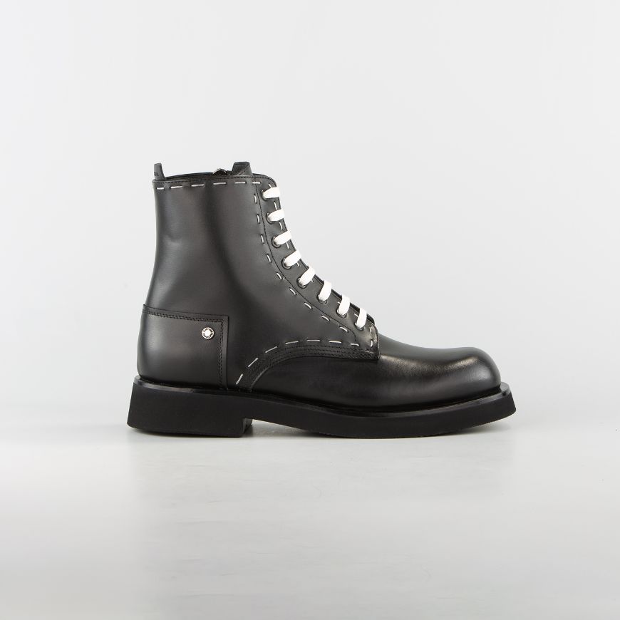 Picture of CNC COSTUME NATIONAL MEN'S BRYAN LEATHER BOOTS IN BLACK