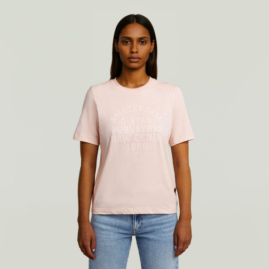 Picture of G-STAR WOMEN'S TEXT GR TOP IN SILVER PEONY