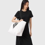 Picture of ALLSAINTS WOMEN'S IZZY HEART KNIT TOTE BAG IN WHITE 7