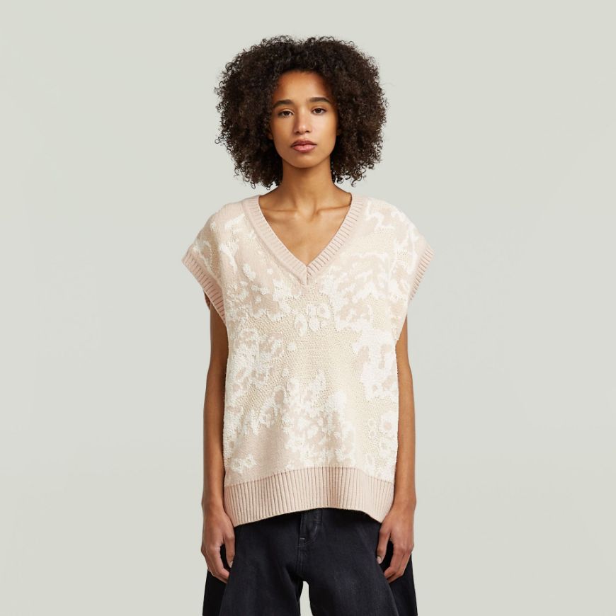 Picture of G-STAR WOMEN'S JACQUARD VEST KNIT IN DK TALC FOREST CAMO