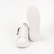 Picture of KARL LAGERFELD MEN'S KAPRI TASSEL KEY CHAIN IN WHITE 2