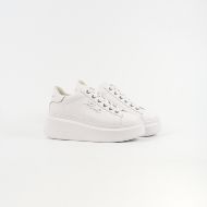 Picture of KARL LAGERFELD WOMEN'S ANAKAPRI RHINESTONE KARL TRIM IN WHITE W/SILVER 5